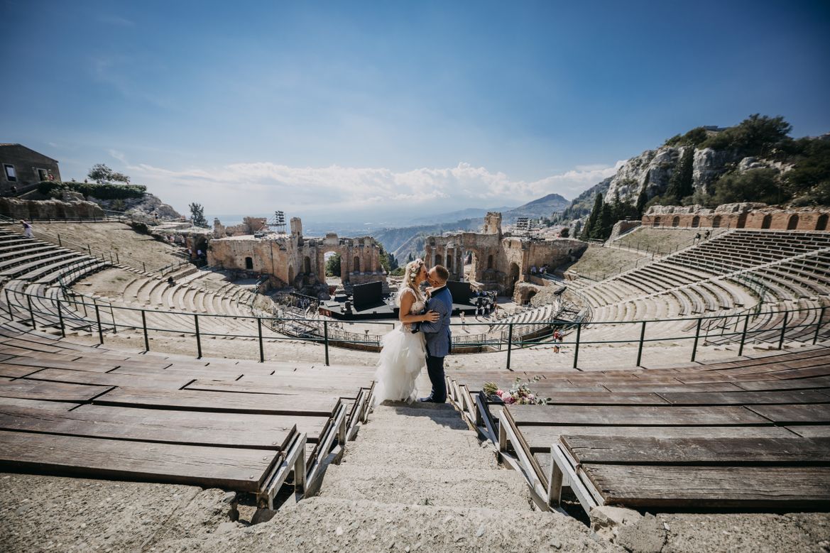Wedding shoot Teatro Greco in Taormina, Sicily