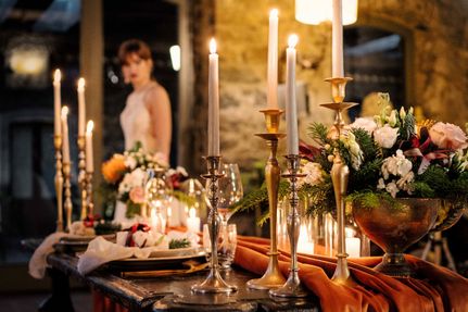 Wedding dinner table styling Winter wedding by Fiorelli